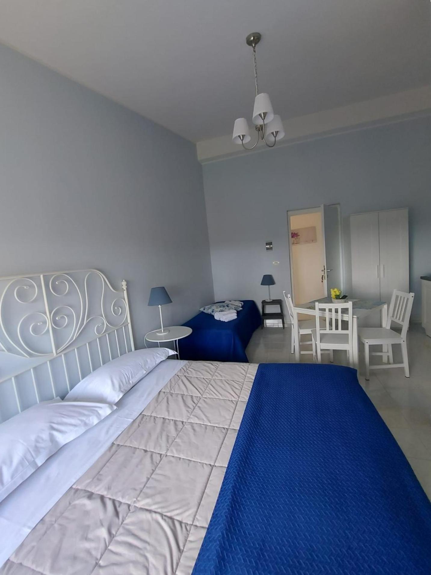 Villa Nadira Giardini Naxos Exterior foto
